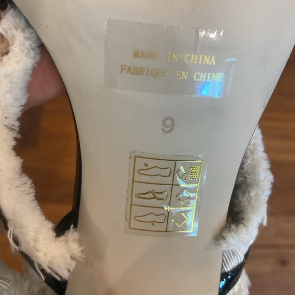 Jeffrey Campbell Nutmeg Slingback Heels Bow Patent Black Fringe - Picture 9 of 9